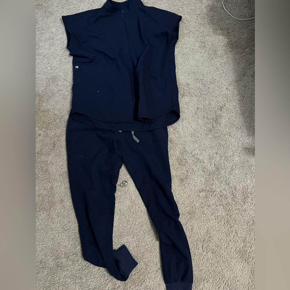 FIGS XS Navy Blue bottom